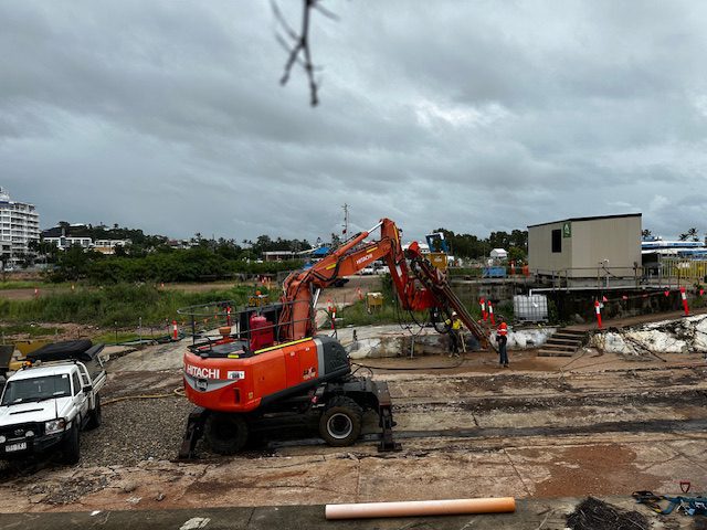 anchorage-drilling-port-of-townsville Hitachi drill rig in possition to begin anchorage drilling services at the Port of Townsville